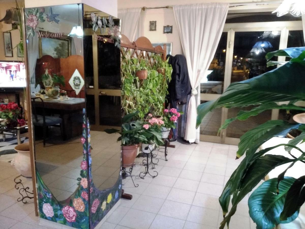 فندق إليسيو جيارديني ناكسوس المظهر الخارجي الصورة
